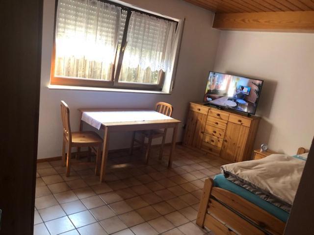 1 Zimmer Apartment 22 Qm Neustadt-Duttweiler Neustadt an der Weinstraße Exteriör bild